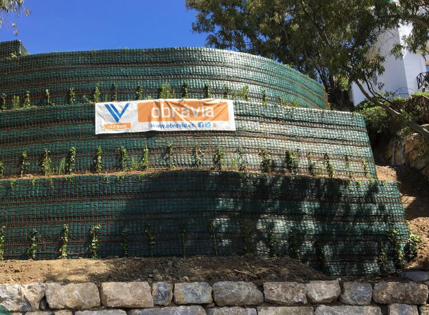 obrávia_muro_ecológico