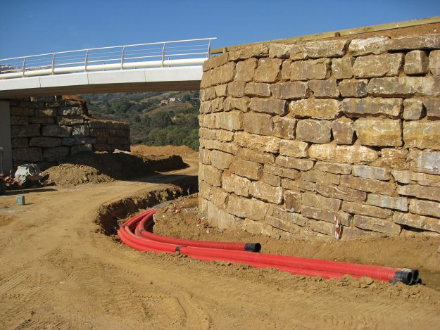 obrávia vázquez muro contención tacos casares y ardales
