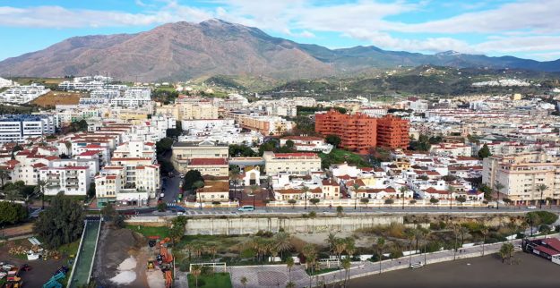 obra puerto deportivo